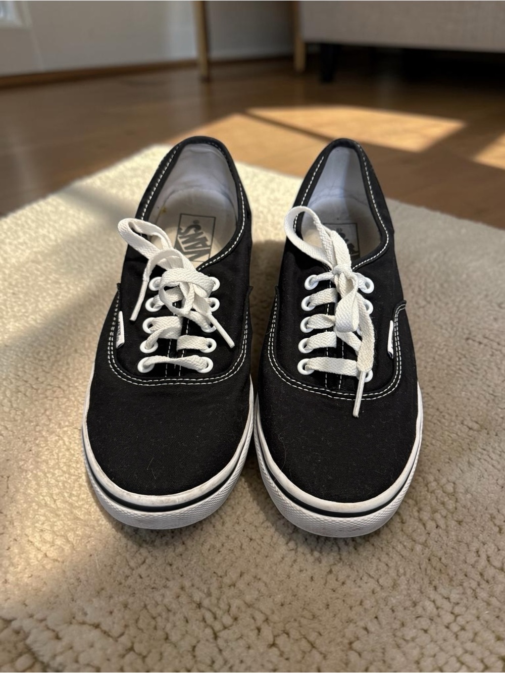 Vans Classic Black Unisex Low Top Sneakers SZ Mens 7.5 Womens 9
